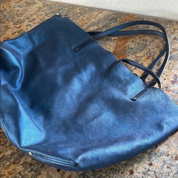 TIFFANY & CO. - Picture 8 of 15